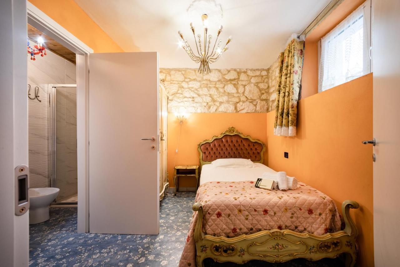 Le Stanze Di Villa Angelina - Pet Friendly Vérone Extérieur photo